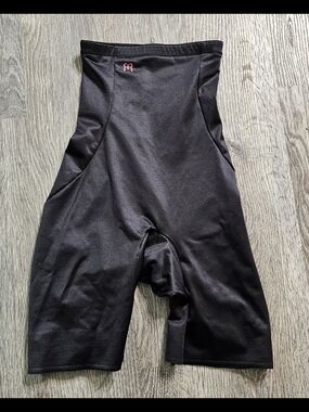 Ruby Ribbon Style High Waist Shaping Shorts XS Black